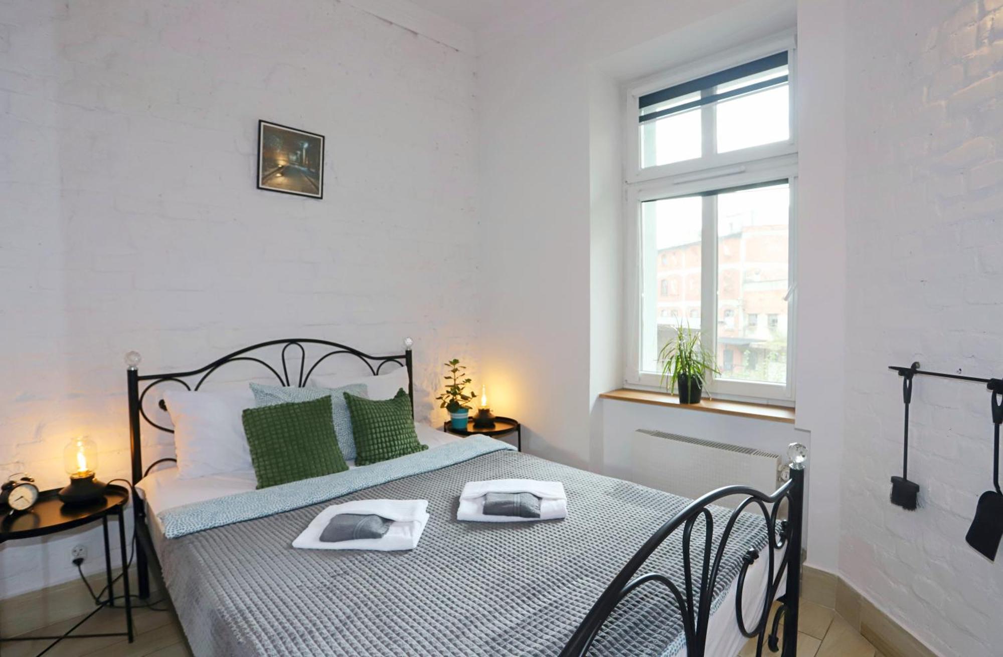 Apartament Gwarek Wałbrzych Exteriör bild
